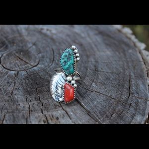 Vintage Navajo, Feather, Turquoise and Coral Ring